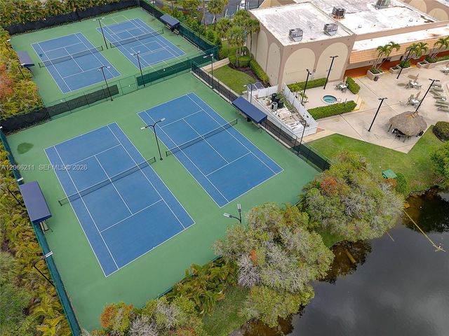 16511 Blatt Boulevard 203, Weston, FL 33326