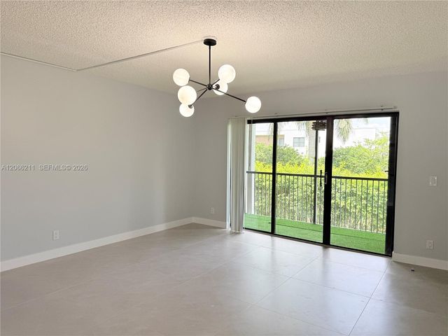 16511 Blatt Boulevard 203, Weston, FL 33326