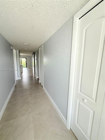 16511 Blatt Boulevard 203, Weston, FL 33326