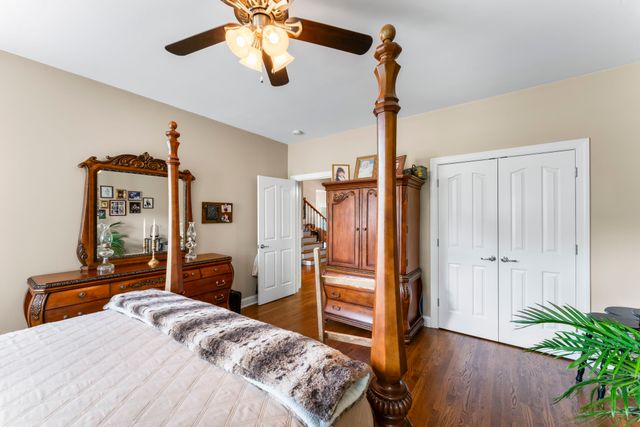 2052 Woodcliff Dr, Smyrna, TN 37167