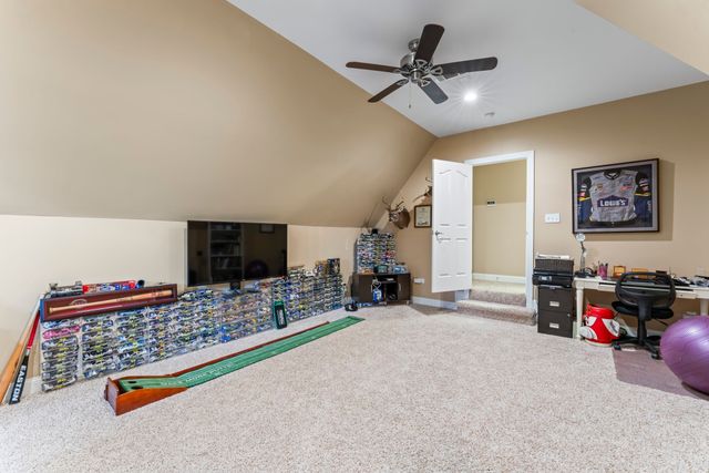 2052 Woodcliff Dr, Smyrna, TN 37167