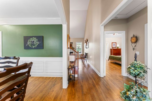 2052 Woodcliff Dr, Smyrna, TN 37167