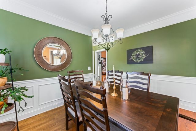 2052 Woodcliff Dr, Smyrna, TN 37167