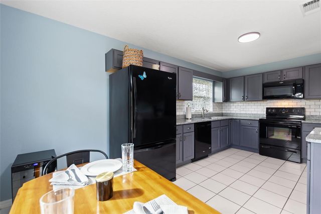 245 FITZGERALD LANE, Davenport, FL 33837