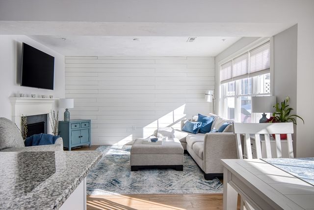 1401 Kenwood Way 1401, Clinton, MA 01510