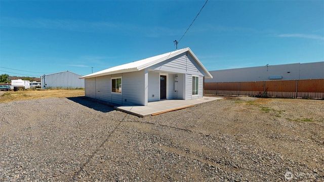 40 Utke Lane, Omak, WA 98841
