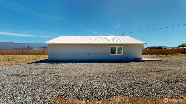 40 Utke Lane, Omak, WA 98841