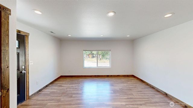 40 Utke Lane, Omak, WA 98841