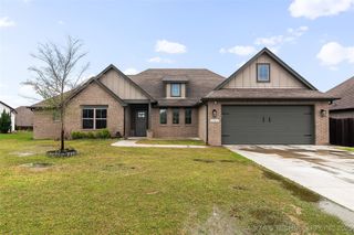 23211 E 104th Street S, Broken Arrow, OK 74014