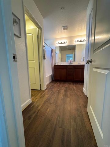 1614 Sanderling Avenue 6, Chula Vista, CA 91913