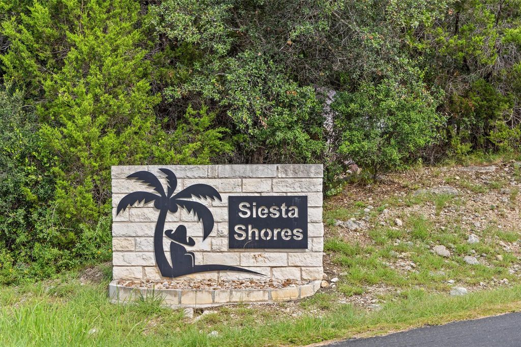 1010 Debco LN, Spicewood, TX 78669
