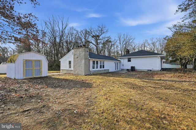 4740 LAKE RD, Newfield, NJ 08344