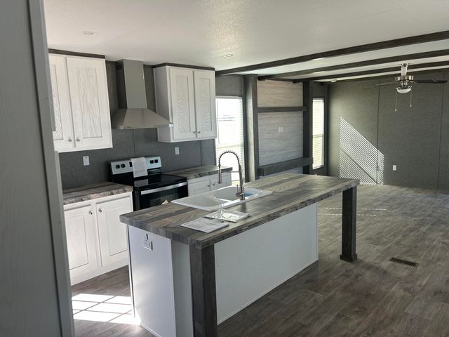 6928 Pr Kimber, Shallowater, TX 79363