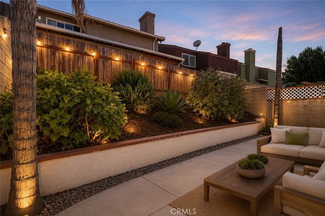 11821 Aurora Court, Fontana, CA 92337