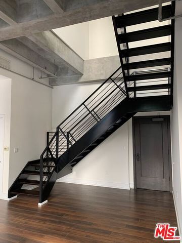 727 W 7th Street 303, Los Angeles, CA 90017