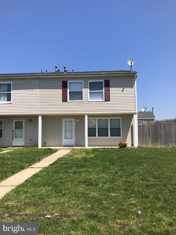 3 LOCUST CT, Sicklerville, NJ 08081