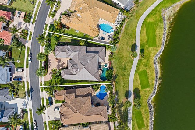 422 Savoie Drive, Palm Beach Gardens, FL 33410