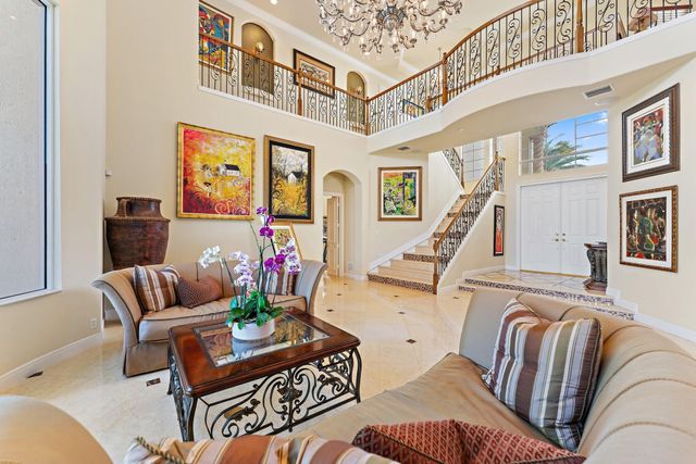 422 Savoie Drive, Palm Beach Gardens, FL 33410