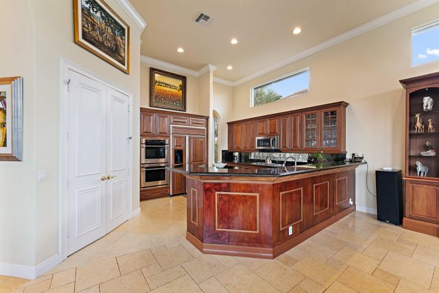 422 Savoie Drive, Palm Beach Gardens, FL 33410