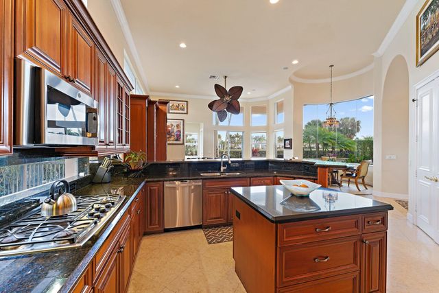 422 Savoie Drive, Palm Beach Gardens, FL 33410