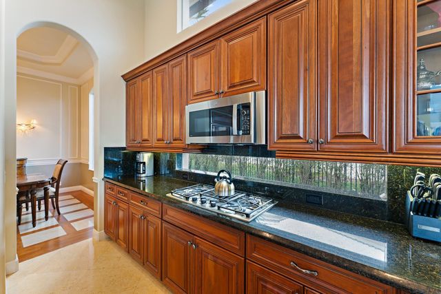 422 Savoie Drive, Palm Beach Gardens, FL 33410