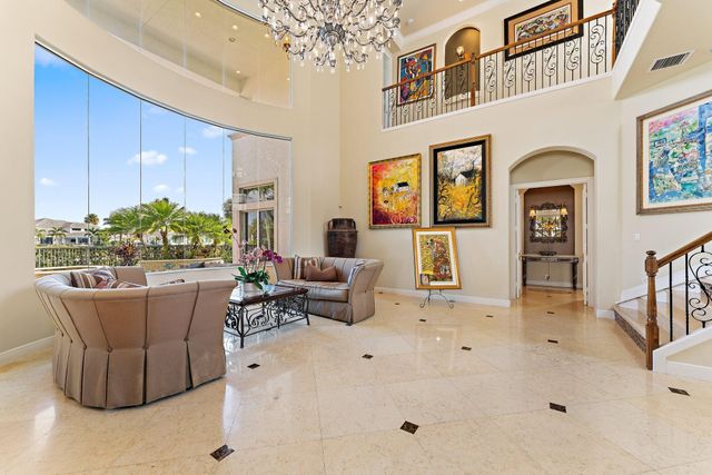 422 Savoie Drive, Palm Beach Gardens, FL 33410