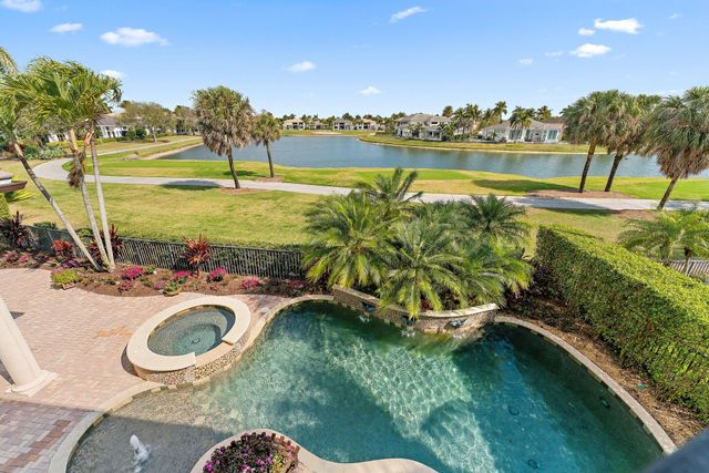 422 Savoie Drive, Palm Beach Gardens, FL 33410