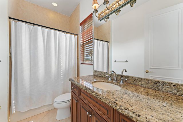 422 Savoie Drive, Palm Beach Gardens, FL 33410