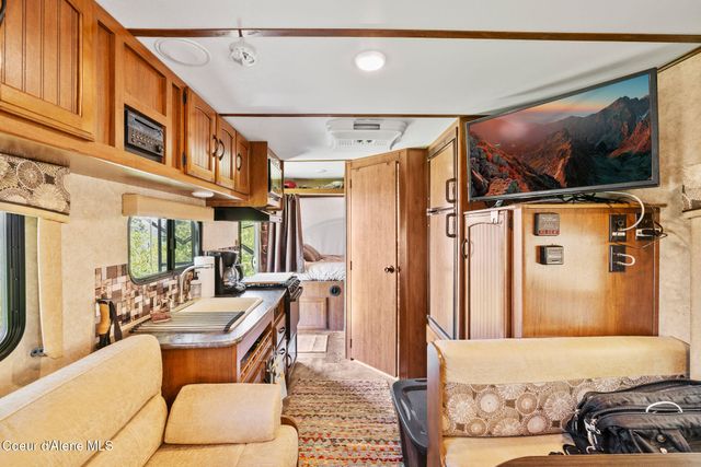 2611 W Cottonwood Rd, Worley, ID 83876