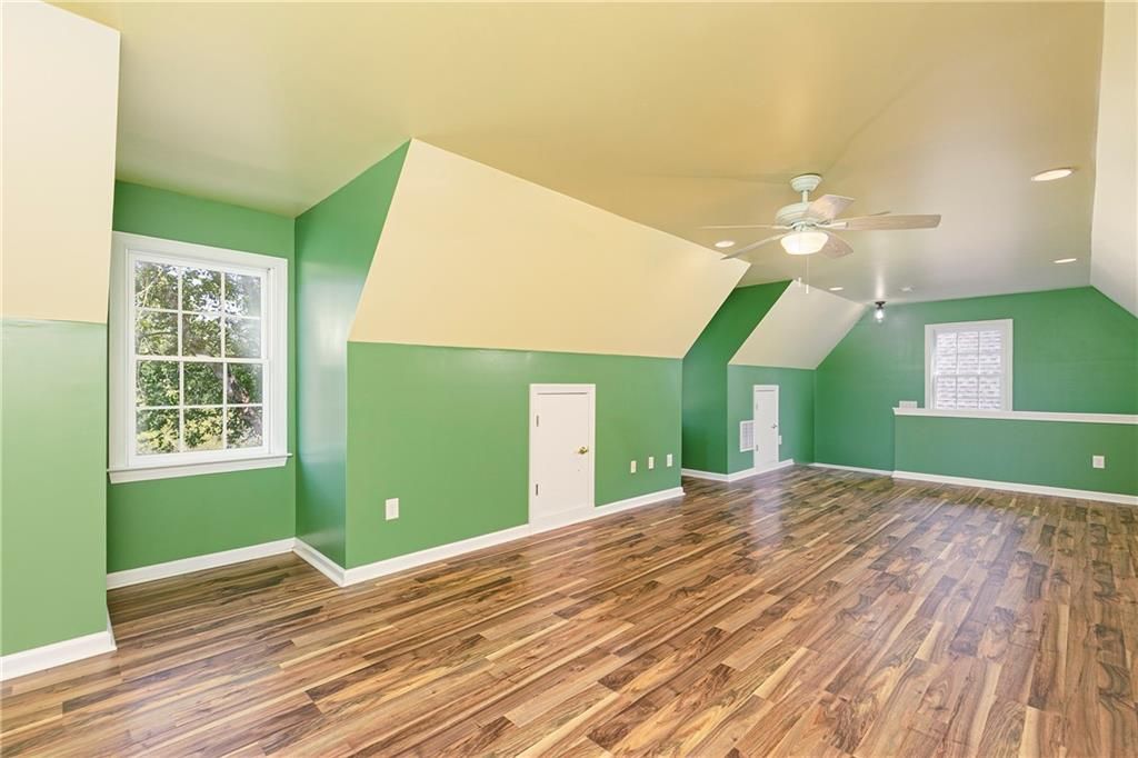 Image 45 of property listing at 538 Spring Place Road NE, White, GA 30184