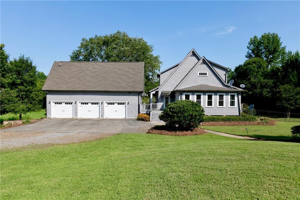 Image 66 of property listing at 538 Spring Place Road NE, White, GA 30184