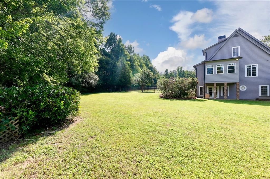 Image 71 of property listing at 538 Spring Place Road NE, White, GA 30184