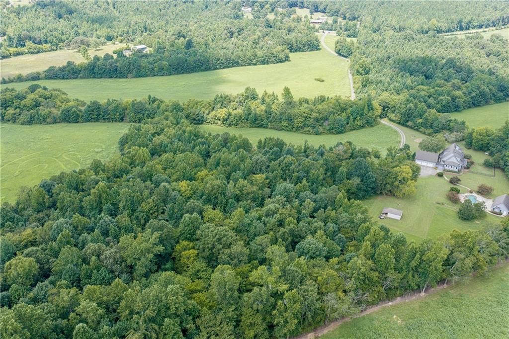 Image 80 of property listing at 538 Spring Place Road NE, White, GA 30184