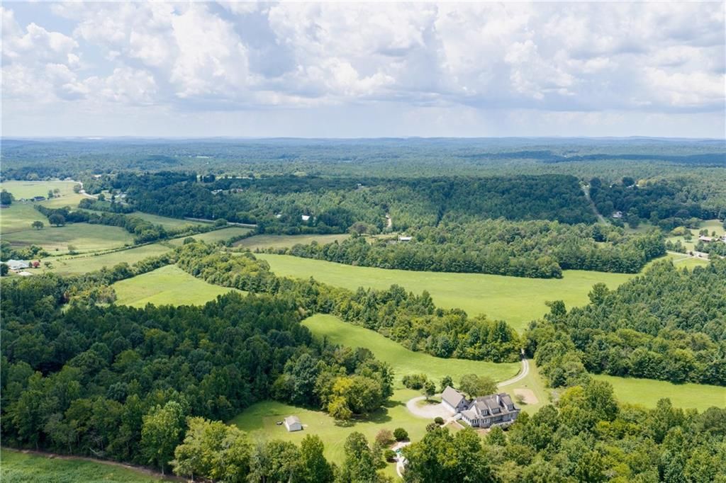 Image 81 of property listing at 538 Spring Place Road NE, White, GA 30184