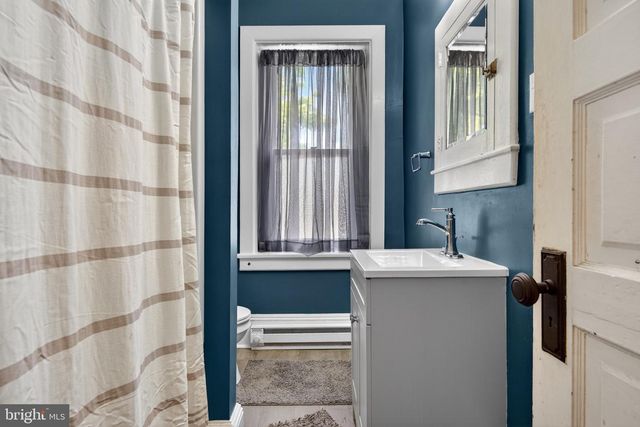 4023 MINUTE DR, Columbia, PA 17512