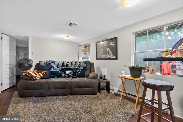 4023 MINUTE DR, Columbia, PA 17512