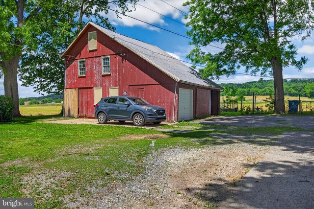 4023 MINUTE DR, Columbia, PA 17512