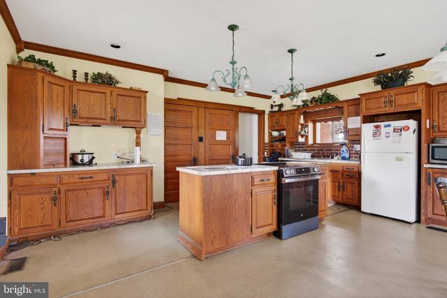 4023 MINUTE DR, Columbia, PA 17512