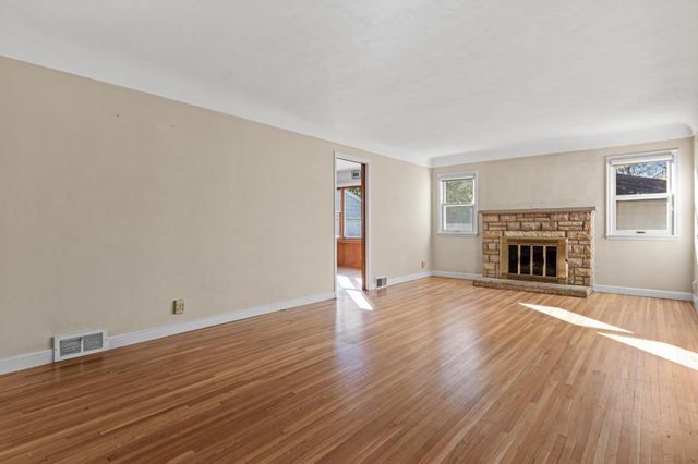 8231 Polk Street NE, Spring Lake Park, MN 55432