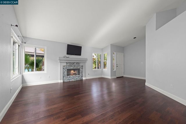 335 Rapallo Lane, Bay Point, CA 94565