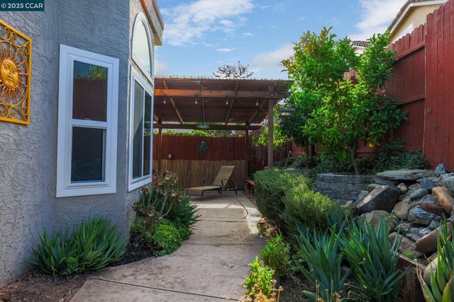 335 Rapallo Lane, Bay Point, CA 94565