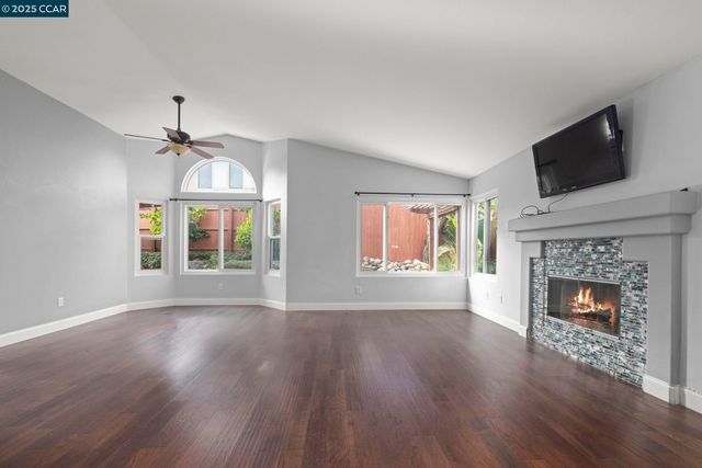 335 Rapallo Lane, Bay Point, CA 94565