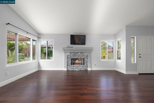 335 Rapallo Lane, Bay Point, CA 94565