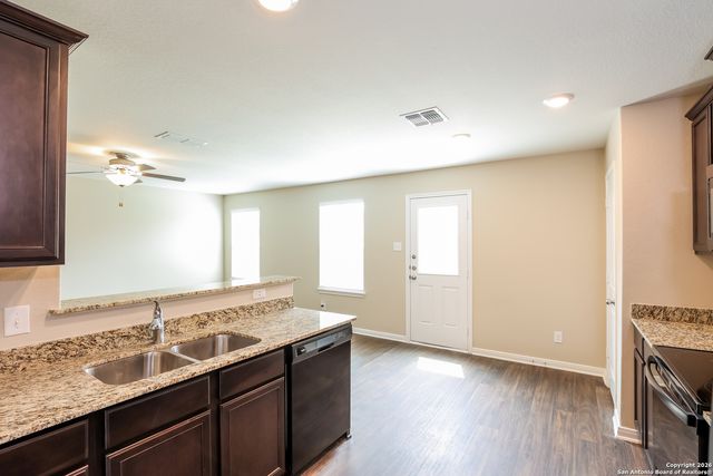 7213 Romaire, San Antonio, TX 78252