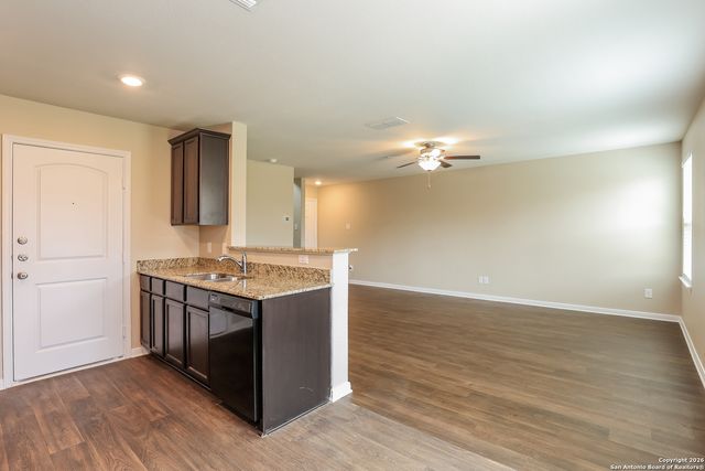 7213 Romaire, San Antonio, TX 78252