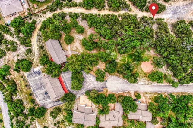 000 Pinnacle CV, Lago Vista, TX 78645