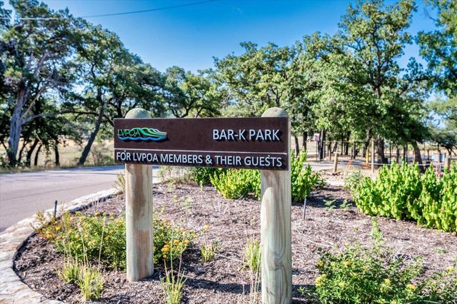 000 Pinnacle CV, Lago Vista, TX 78645