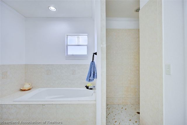 2600 Lake Josephine Drive, Sebring, FL 33875