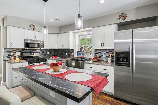 22415 Bedford Road, Battle Creek, MI 49017