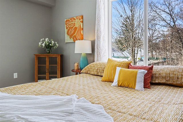 22415 Bedford Road, Battle Creek, MI 49017